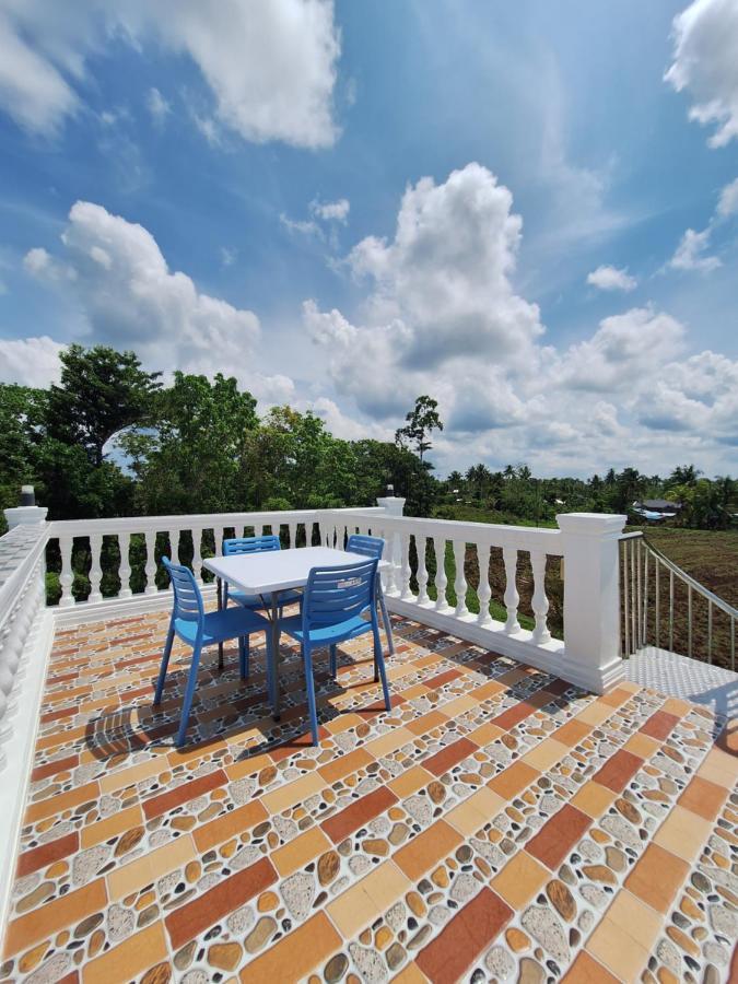 Bed and Breakfast Joe'S Castle Sagbayan Экстерьер фото
